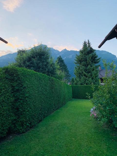 Alpen-Ferienwohnung Ginova Garmisch-Partenkirchen Exterior foto